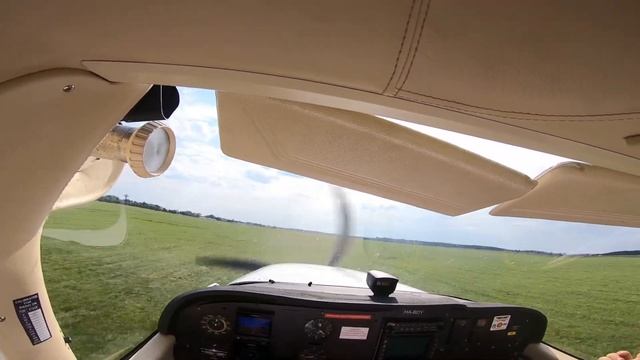Cessna 172 Walk Around And Flight | Полет на Цессна 172, Венгрия. предполетный осмотр самолета итд