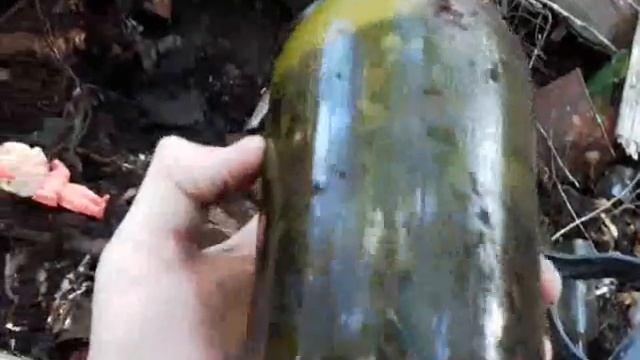 2019 Antique Bottle Digging Dump Digging #42 ~ Sussex Mineral Water, Uptown Soda, TD Clay Pipe смотреть онлайн