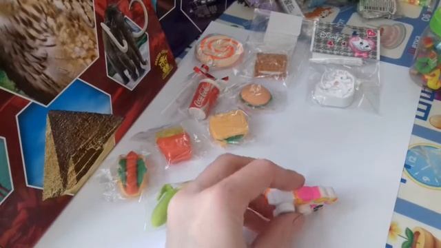 🍭🍟🍕🍌Наша коллекция ластиков!!!🐇🐄🐺🍦