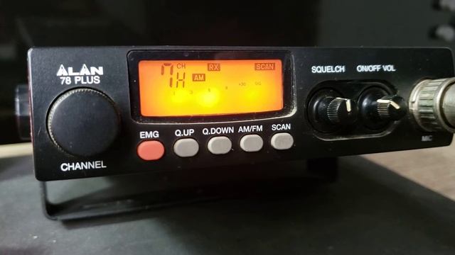 Scan radioamador Alan 78 plus. 11 metros. PX. Siga @rbx1981 no Instagram. смотреть онлайн