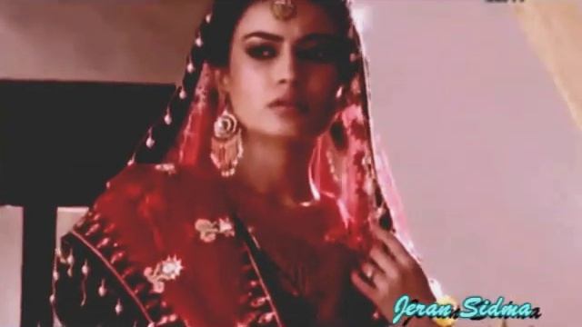 Surbhi Jyoti, Karan Wahi, Jennifer Winget - Tanhaiyan