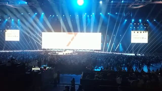 Олимпийский сектор С 11 ряд 10 смотреть онлайн