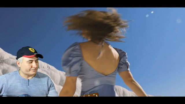 Поздравляю! С новым годом!Авторская песня.Платье голубое.По вашим просьбам.