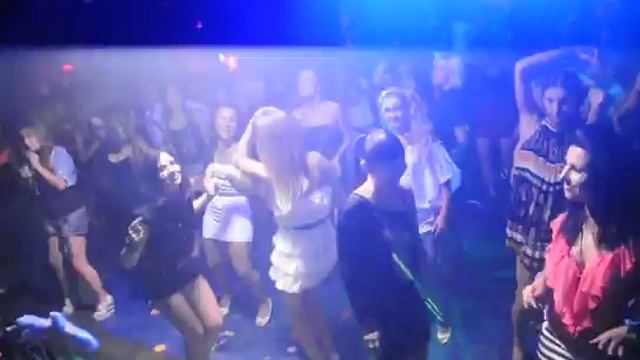 21 08 11 Flower party смотреть онлайн