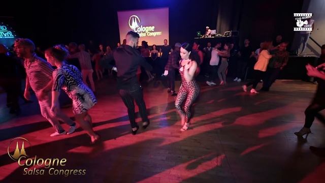 Panagiotis & Ezgi Zaman - social dancing @ Cologne Salsa Congress 2019 смотреть онлайн