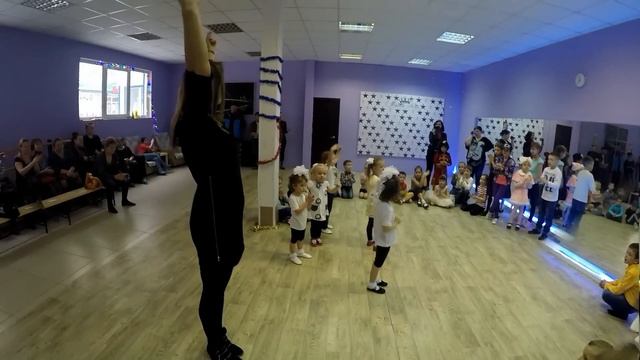 Детский Новый Год /в студии Капли Stereo/ смотреть онлайн