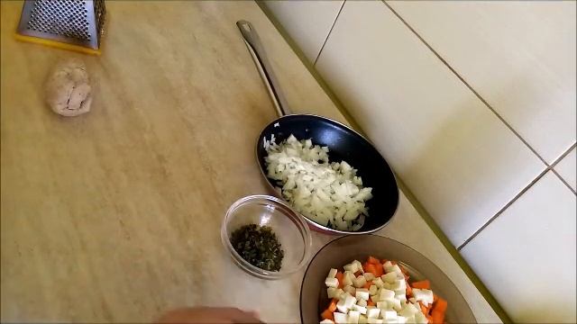 Reteta traditionala de la bunica Supa de post cu razalai смотреть онлайн