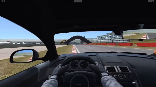 Real Racing 3 | Aston Martin DB9 | Mount Panorama Cup смотреть онлайн