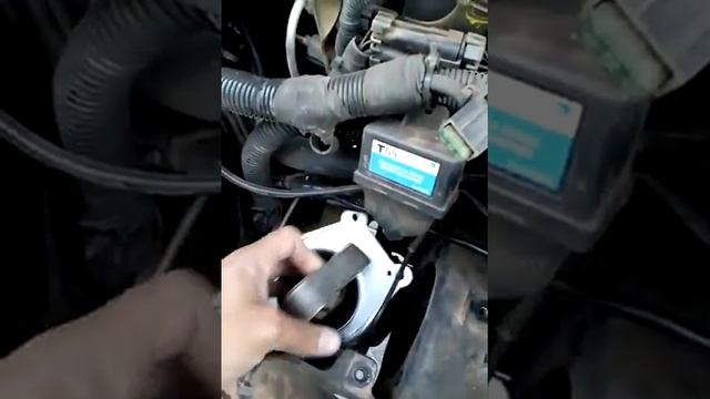 Trocando Coxim da Zafira (Qual ferramenta utilizar) смотреть онлайн
