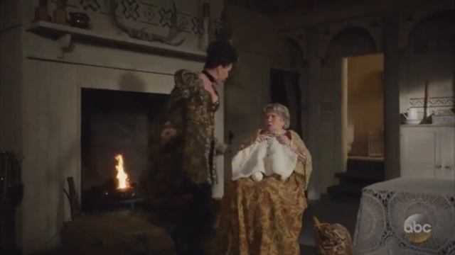 The Evil Queen.На лабутенах.