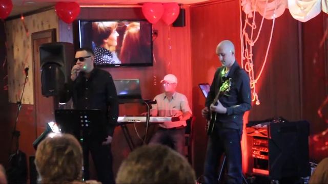 группа БЕЛОЕ ЗОЛОТО - Ночной поезд (LIVE) смотреть онлайн
