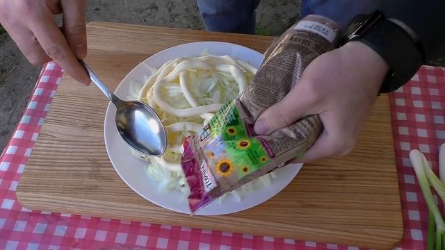 Луковый салат, это НЕВЕРОЯТНО ВКУСНО.