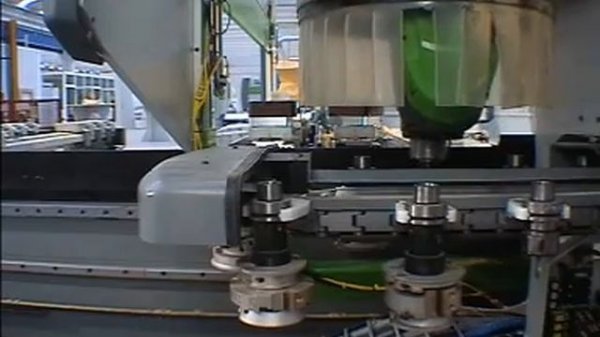 Biesse Rover C6 5Axus Handrail.mpg