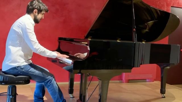 Stravinsky: Three movements From Petrushka смотреть онлайн