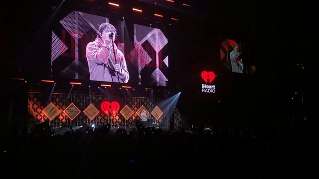 Lewis Capaldi- A Thousand Miles By Vanessa Carlton Cover Jingle Ball 12/18