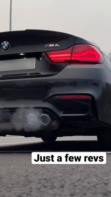 A few revs with the M4 #shorts смотреть онлайн