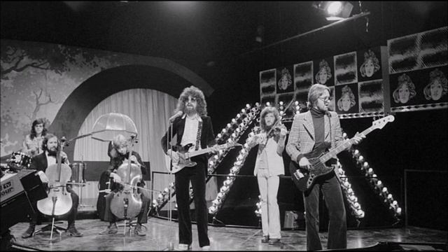 ELO - Electric Light Orchestra - Twilight (1981) [HQ] смотреть онлайн