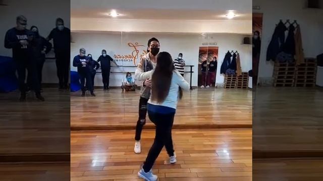 Salsa 1/Enchufla , dile que no, enchufla doble, el 12, kentucky, sombrero,doble play смотреть онлайн