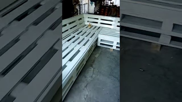 Диван из поддонов. смотреть онлайн