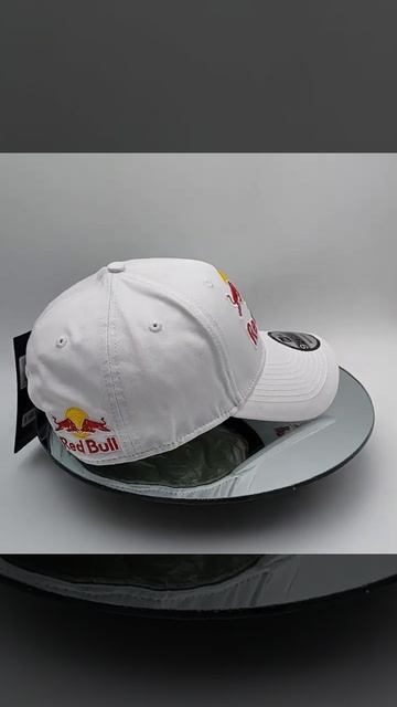 Red Bull Cap White R71 смотреть онлайн