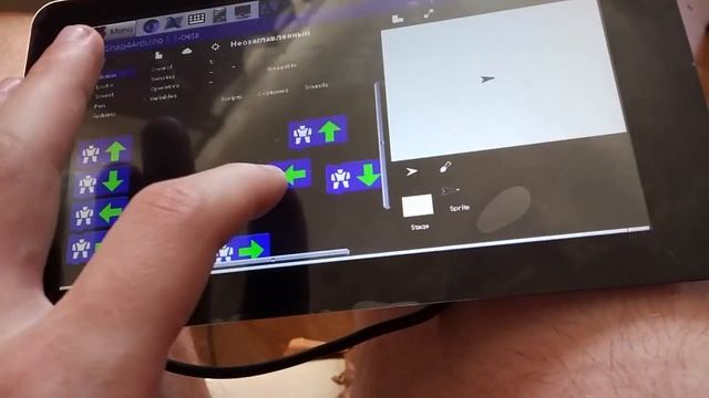 Tablet + robot + scratch test смотреть онлайн