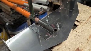 Сборный черенок ( штанга, ручка) для снегореза.