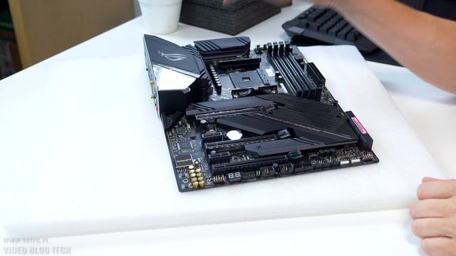 ASUS x570-E ROG STRIX GAMING - unboxing i szybka prezentacja смотреть онлайн