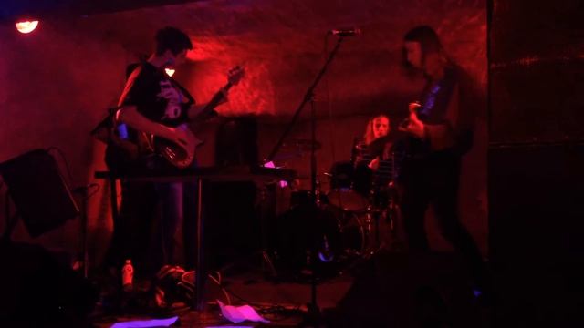 Young Fuckers - Кукольная песня / 5 июня 2015 смотреть онлайн