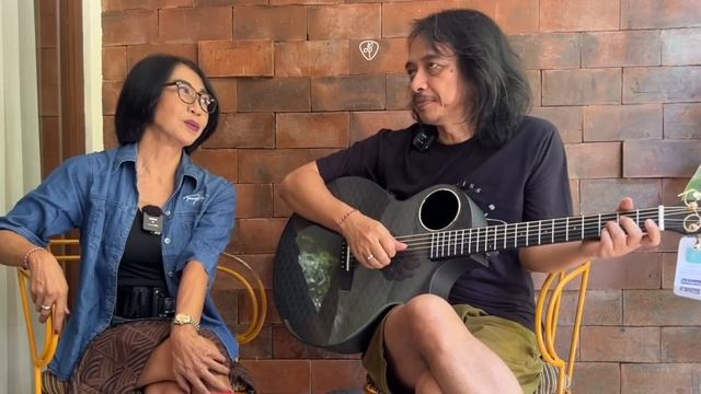 HOME Chapter - 78- Trie Utami dengan dawai dawai Borobudurnya смотреть онлайн