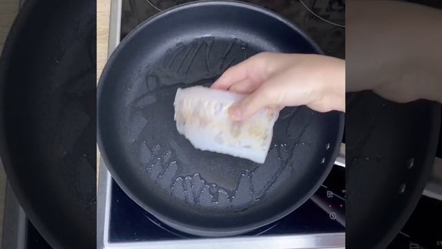 Белая рыба в зелёном соусе🤤