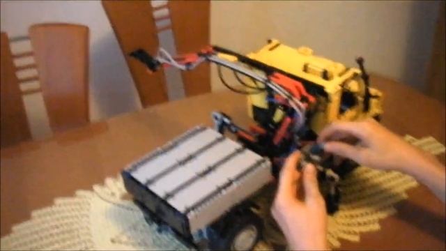 Lego Unimog 1300 смотреть онлайн
