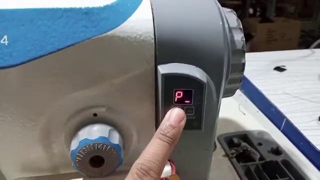 How we adjust needle position and speed lock in jack F4 single needle смотреть онлайн