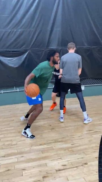 Justice Winslow euro finish 😤 #shorts смотреть онлайн