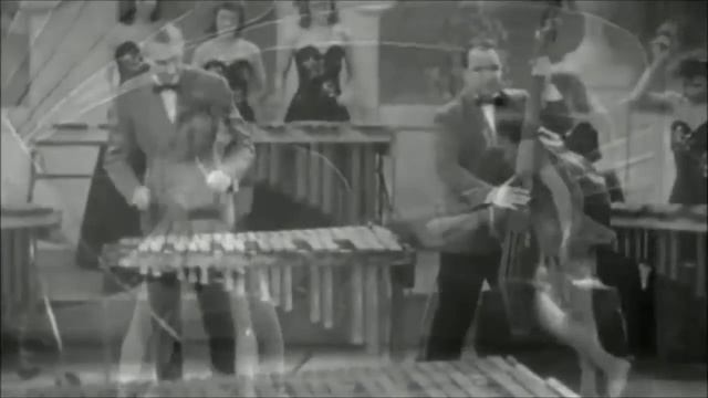 Rompeprop-K'nijnen Met Un V-Hals (goregrind 1940's cheerleders) смотреть онлайн