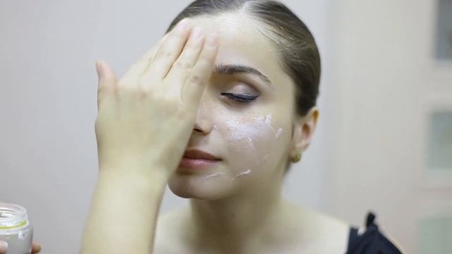 10 Minute Eye Make Up Tutorial смотреть онлайн
