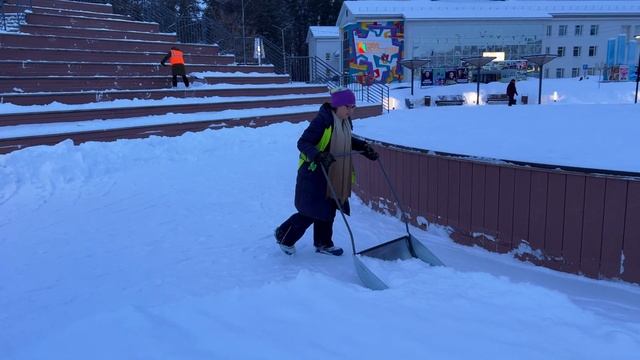 05.02.2024. Первая смена МБУ «Служба чистоты и порядка». смотреть онлайн