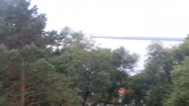 Отель Парус вид с балкона во двор смотреть онлайн