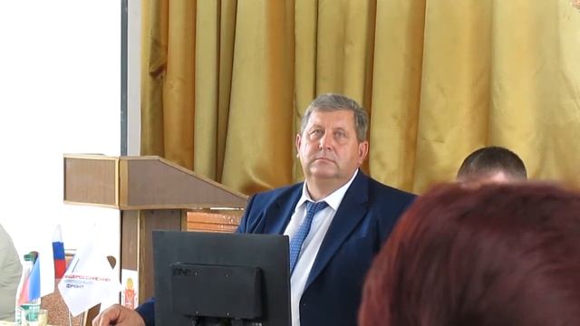 23.08.17. Встреча в ДК. Вопрос о правильности выбора дорог в Суворове, подлежащих ремонту смотреть онлайн