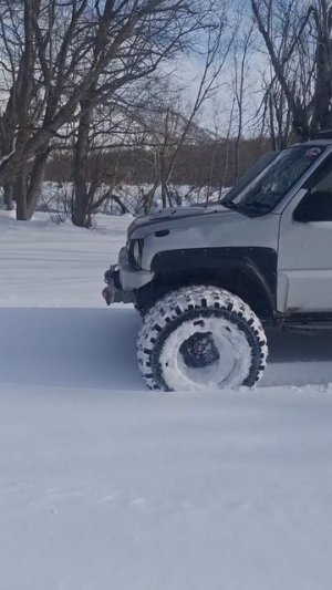 jimny. 4,88 главные пары, 6,5 пониженная, механика. 1,5л мотор