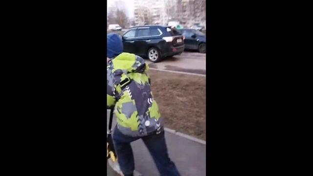 ~клип~ "от винта" :D как Я гуляю с Даней смотреть онлайн