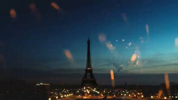 Walking around Paris