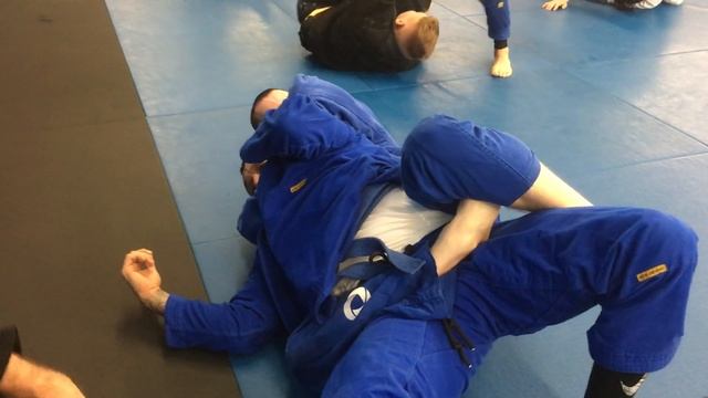 BJJ Light Round 70 (Blue Belt vs Blue Belt) смотреть онлайн
