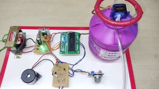 LPG Gas Leakage Detector | Automatic LPG Cylinder Valve Closing and Alarm | Project смотреть онлайн