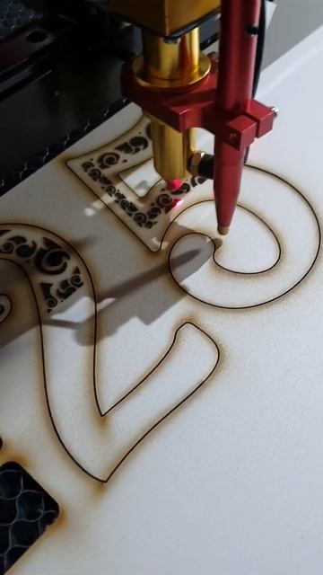 Gravura si taiere laser 25DIGITAL смотреть онлайн