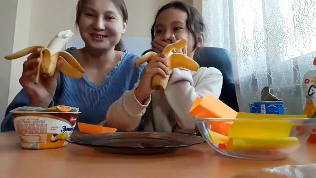 Челлендж ДВА ПРОДУКТА. Банан с хреном, барни с кетчупом🤢 И снова есть один проигравший смотреть онлайн