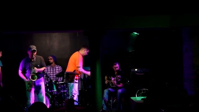 In a Sentimental Mood by Duke Ellington -Шведов Олег(тенор-саксофон)-Горбатенко Александр(гитара) смотреть онлайн