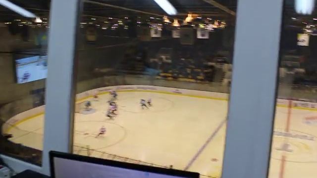 Матч "Торпедо" - "Ижсталь" (3:2) глазами комментаторов смотреть онлайн