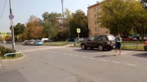 Москва 690 улица Кашёнкин луг осень день