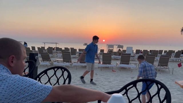 Robert Bender Family - Grand Cayman Ritz Hotel Dinner 2023 смотреть онлайн