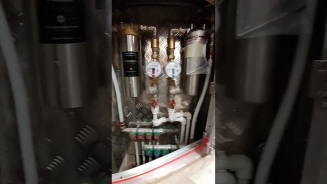 Закончили совместный санузел / ванна. смотреть онлайн